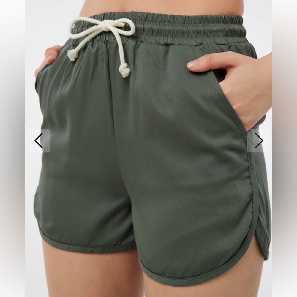 NEW Ardene Women’s Shorts